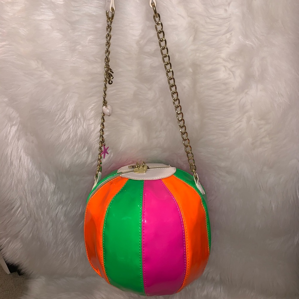 RARE BETSEY JOHNSON BEACH BALL!!! 🏖